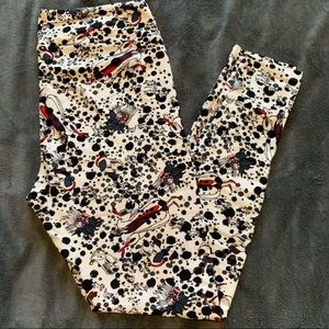 ‼️SOLD‼️ Lularoe Cruella DeVil/Dalmatian leggings